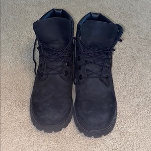 Black Timberlands !!